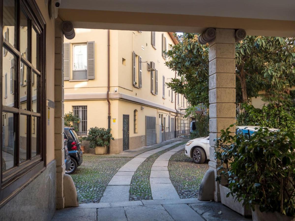 The Best Rent - Studio Nearby Sant'Agostino Metro Мілан Екстер'єр фото
